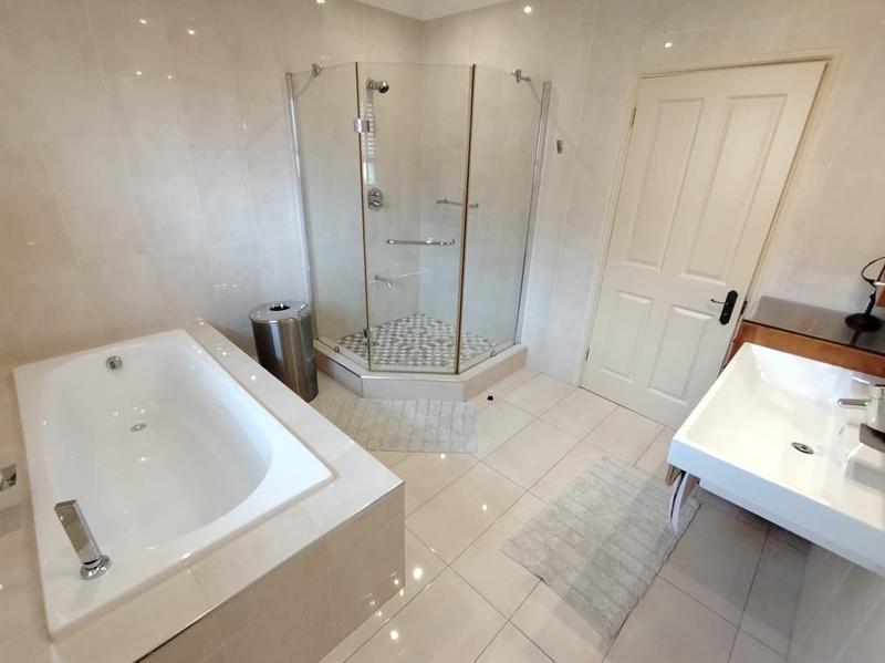 3 Bedroom Property for Sale in Beverley Hills KwaZulu-Natal