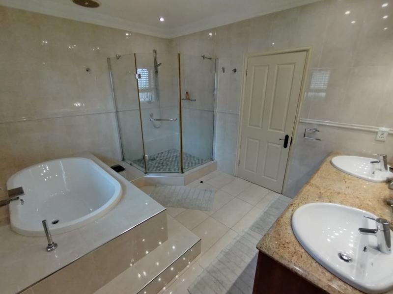 3 Bedroom Property for Sale in Beverley Hills KwaZulu-Natal