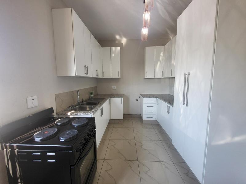 To Let 2 Bedroom Property for Rent in Lotusville KwaZulu-Natal