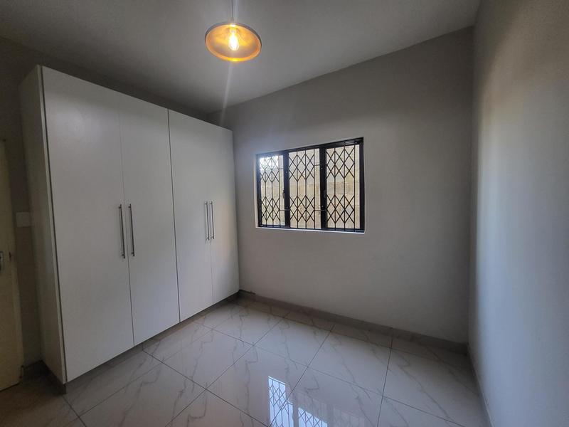 To Let 2 Bedroom Property for Rent in Lotusville KwaZulu-Natal