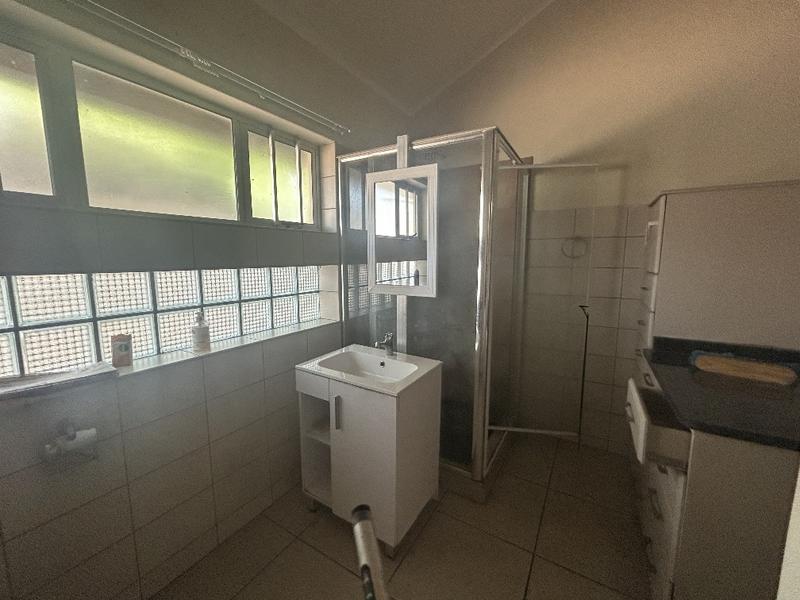 To Let 1 Bedroom Property for Rent in Meer En See KwaZulu-Natal
