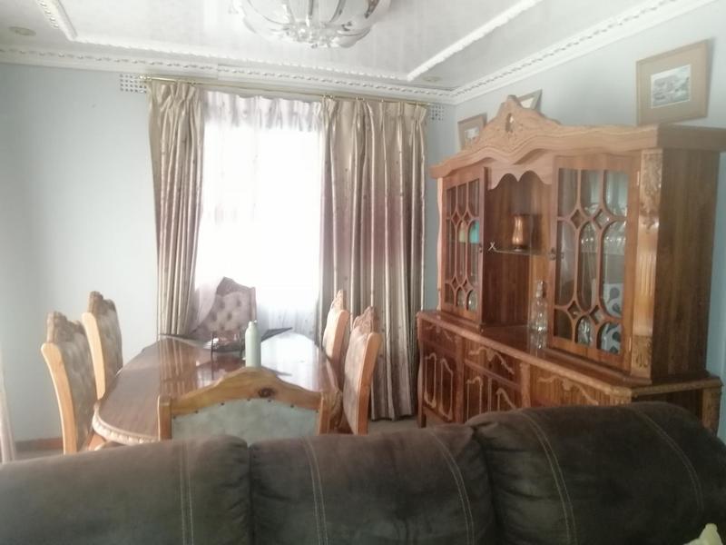 3 Bedroom Property for Sale in Umlazi KwaZulu-Natal