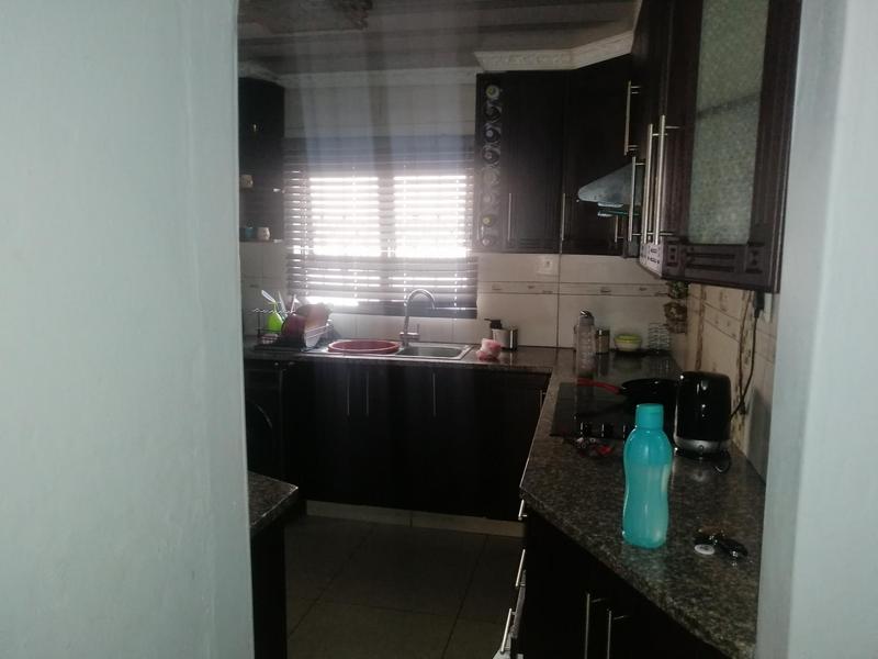 3 Bedroom Property for Sale in Umlazi KwaZulu-Natal