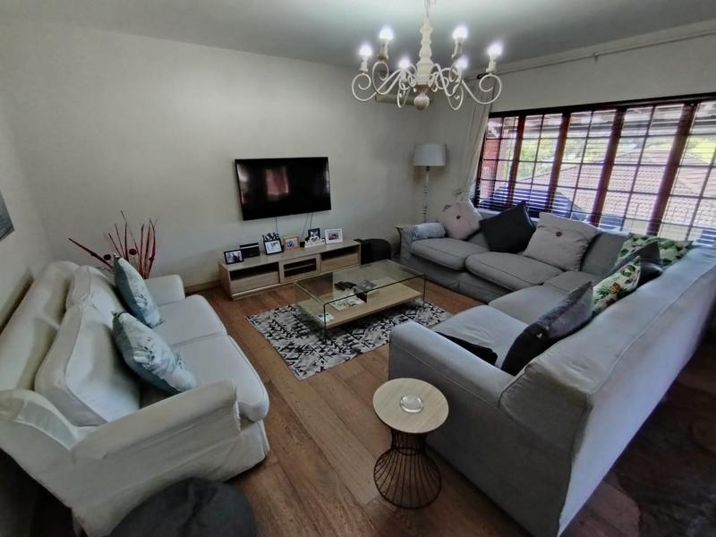 3 Bedroom Property for Sale in Sunningdale KwaZulu-Natal