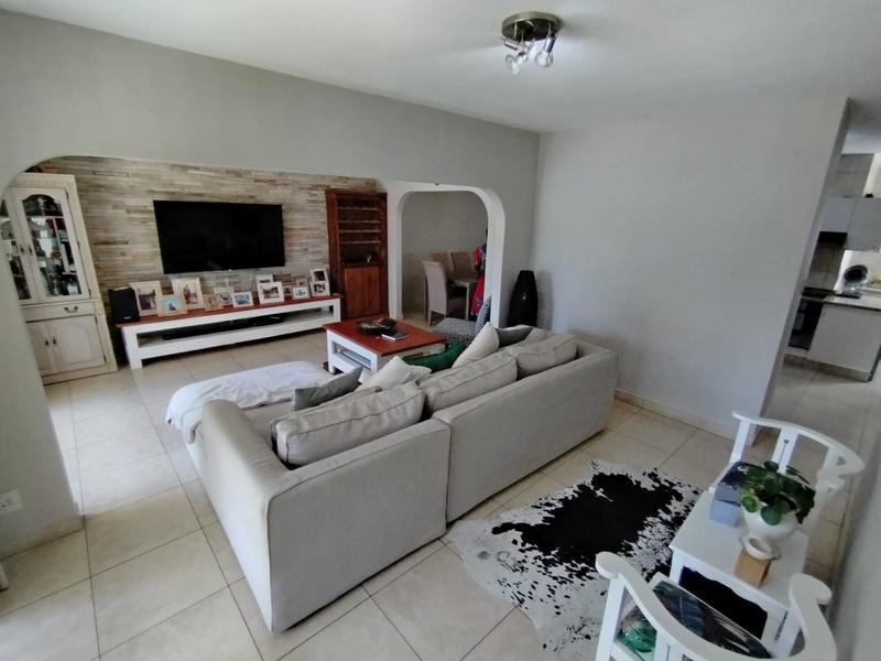 3 Bedroom Property for Sale in Sunningdale KwaZulu-Natal