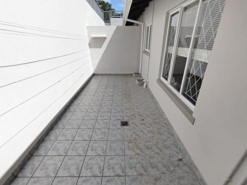 3 Bedroom Property for Sale in Sunningdale KwaZulu-Natal
