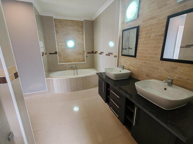 To Let 3 Bedroom Property for Rent in Shelly Beach KwaZulu-Natal