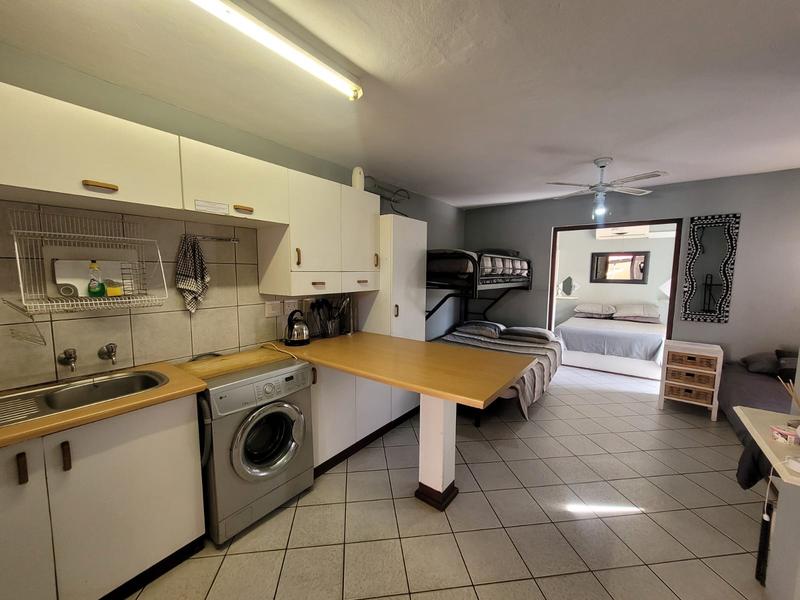 To Let 1 Bedroom Property for Rent in Uvongo Beach KwaZulu-Natal