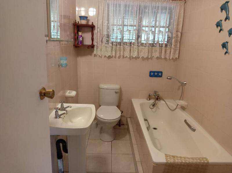 2 Bedroom Property for Sale in Rennies Beach KwaZulu-Natal