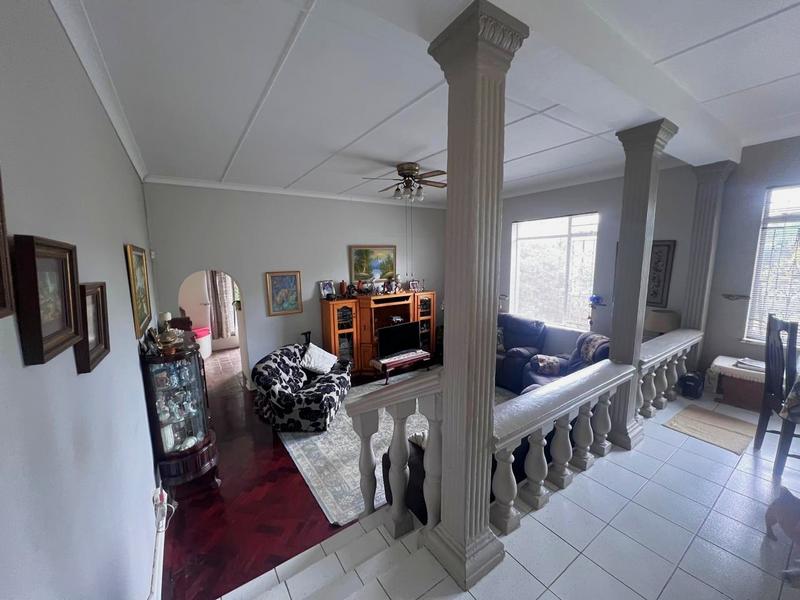 5 Bedroom Property for Sale in Ramsgate KwaZulu-Natal