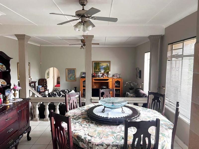 5 Bedroom Property for Sale in Ramsgate KwaZulu-Natal