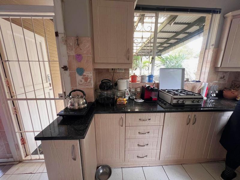 5 Bedroom Property for Sale in Ramsgate KwaZulu-Natal