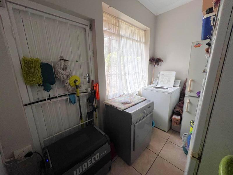 5 Bedroom Property for Sale in Ramsgate KwaZulu-Natal