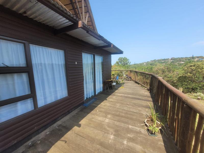 6 Bedroom Property for Sale in Uvongo KwaZulu-Natal