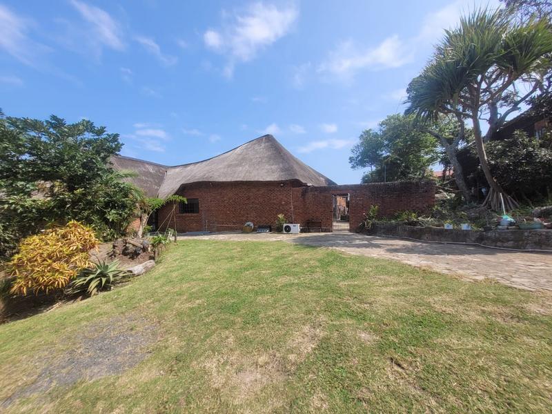 6 Bedroom Property for Sale in Uvongo KwaZulu-Natal