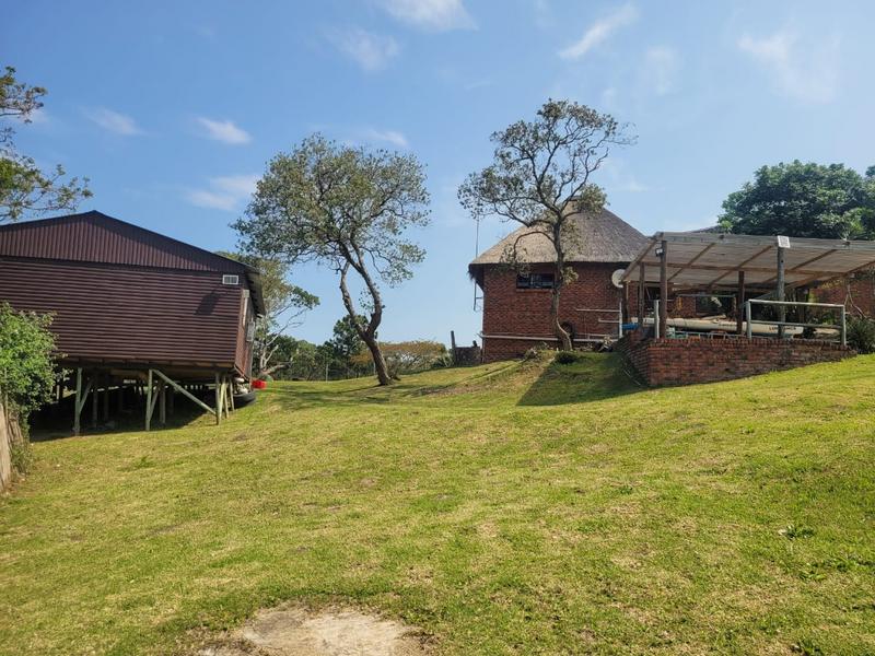 6 Bedroom Property for Sale in Uvongo KwaZulu-Natal