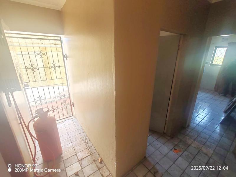 4 Bedroom Property for Sale in Uvongo KwaZulu-Natal