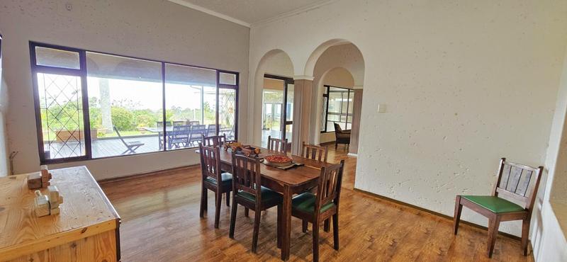 4 Bedroom Property for Sale in Uvongo KwaZulu-Natal