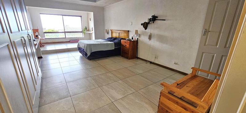 4 Bedroom Property for Sale in Uvongo KwaZulu-Natal