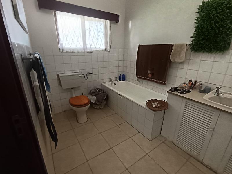 4 Bedroom Property for Sale in Port Edward KwaZulu-Natal