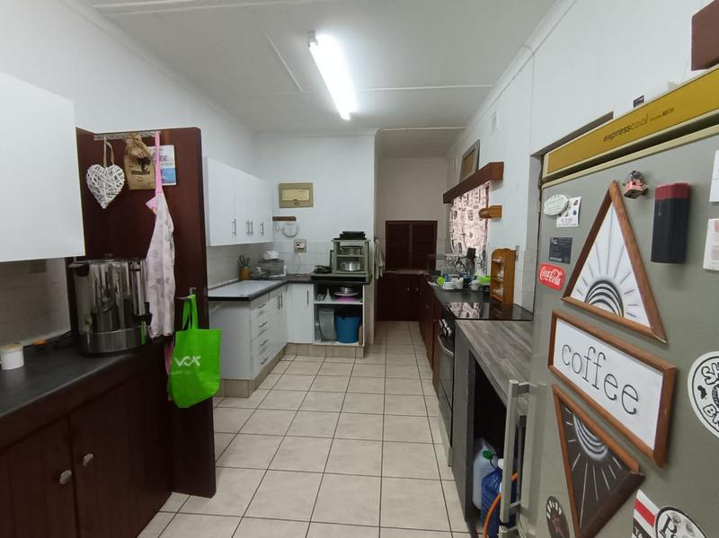 4 Bedroom Property for Sale in Port Edward KwaZulu-Natal