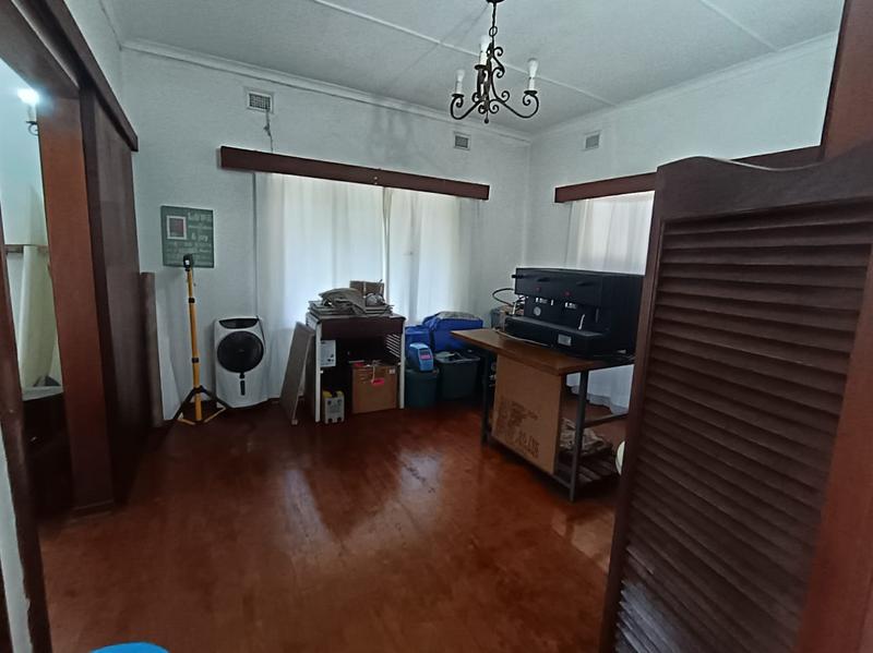 4 Bedroom Property for Sale in Port Edward KwaZulu-Natal