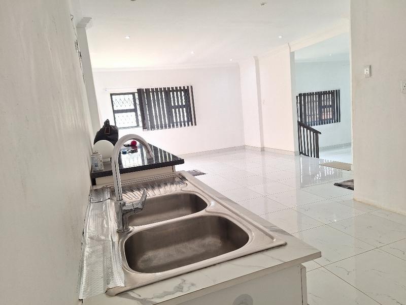 3 Bedroom Property for Sale in Saiccor Village KwaZulu-Natal