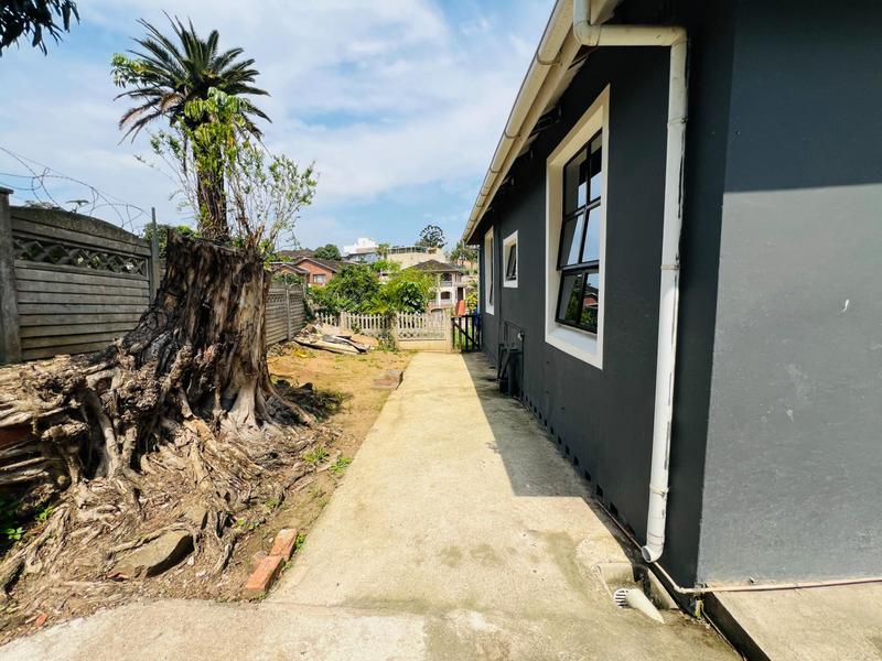 2 Bedroom Property for Sale in Bellair KwaZulu-Natal