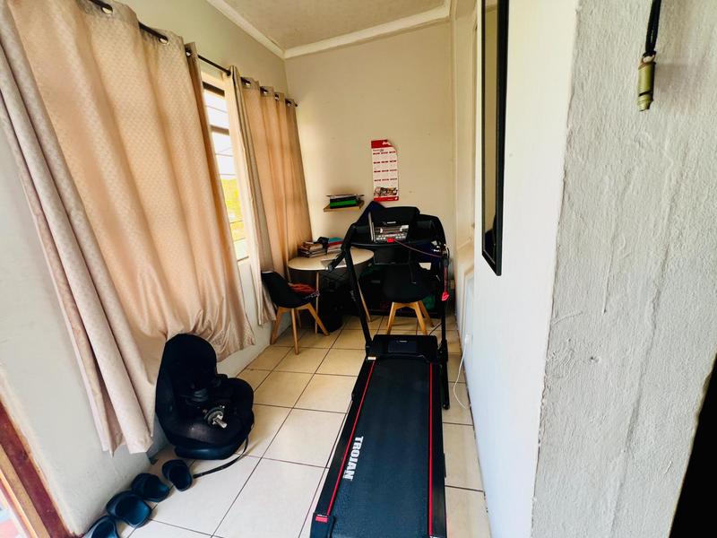 2 Bedroom Property for Sale in Bellair KwaZulu-Natal