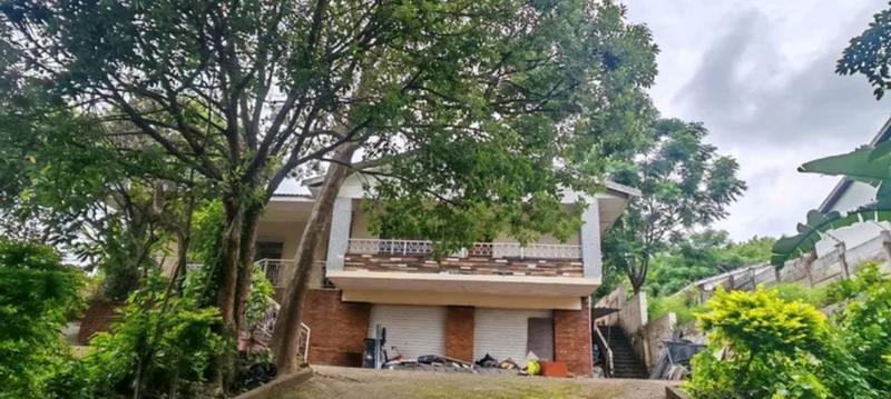 6 Bedroom Property for Sale in Clare Hills KwaZulu-Natal