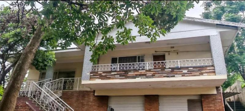 6 Bedroom Property for Sale in Clare Hills KwaZulu-Natal