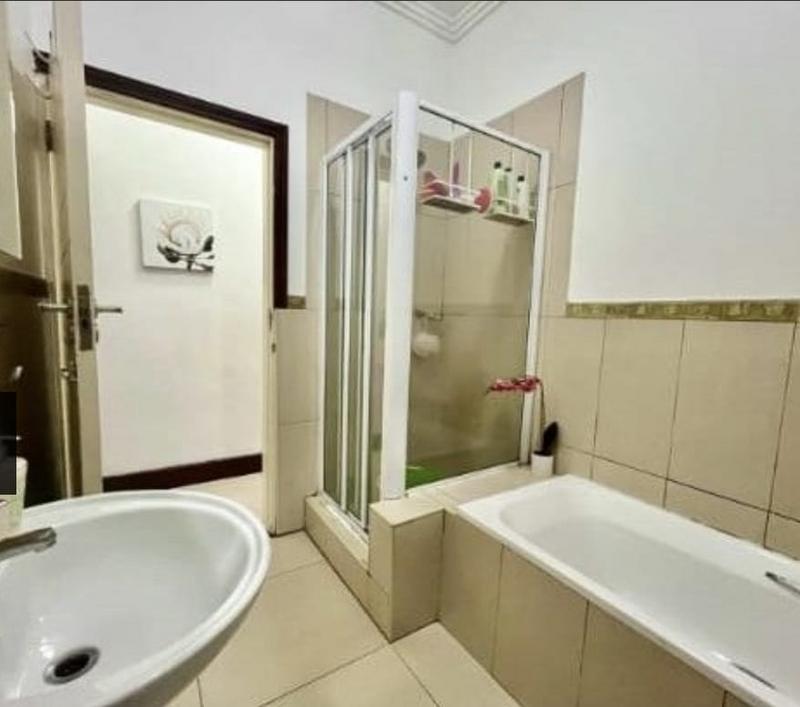 2 Bedroom Property for Sale in Umhlanga Ridge KwaZulu-Natal
