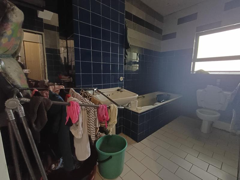 1 Bedroom Property for Sale in Victoria Embankment KwaZulu-Natal