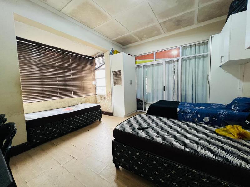 To Let 1 Bedroom Property for Rent in Berea KwaZulu-Natal