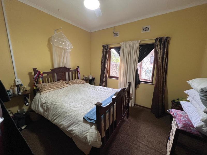 4 Bedroom Property for Sale in Margate KwaZulu-Natal