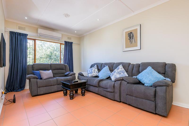 To Let 3 Bedroom Property for Rent in Windermere KwaZulu-Natal
