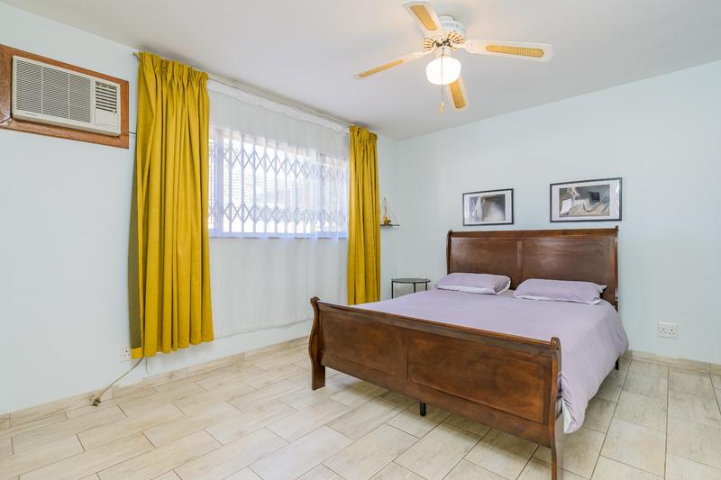 To Let 3 Bedroom Property for Rent in Windermere KwaZulu-Natal