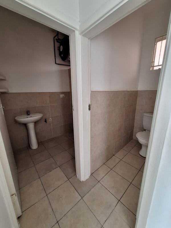 2 Bedroom Property for Sale in Overport KwaZulu-Natal