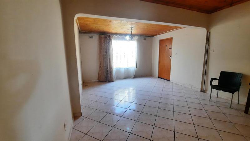 To Let 3 Bedroom Property for Rent in Clayfield KwaZulu-Natal