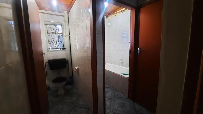 To Let 3 Bedroom Property for Rent in Clayfield KwaZulu-Natal