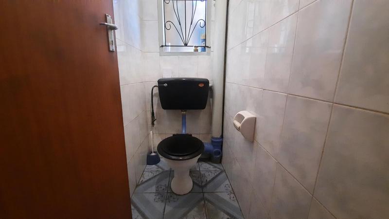 To Let 3 Bedroom Property for Rent in Clayfield KwaZulu-Natal