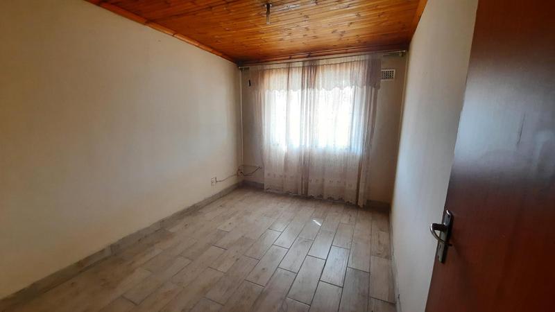 To Let 3 Bedroom Property for Rent in Clayfield KwaZulu-Natal
