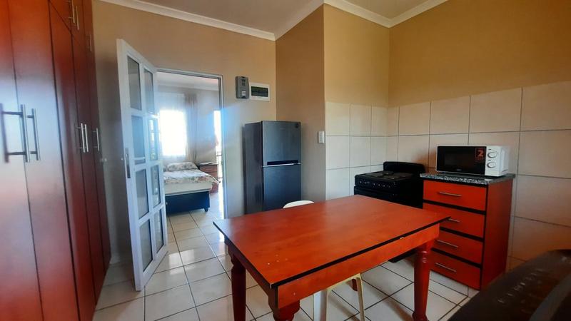 To Let 1 Bedroom Property for Rent in Trenance Manor KwaZulu-Natal