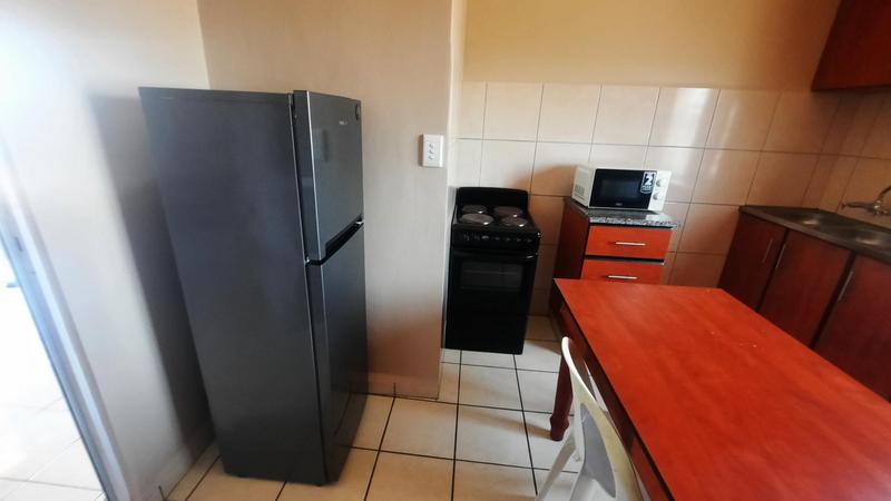 To Let 1 Bedroom Property for Rent in Trenance Manor KwaZulu-Natal