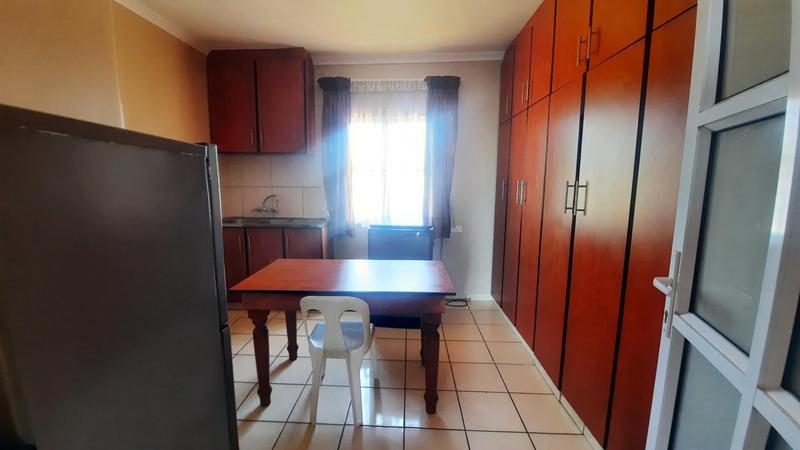 To Let 1 Bedroom Property for Rent in Trenance Manor KwaZulu-Natal
