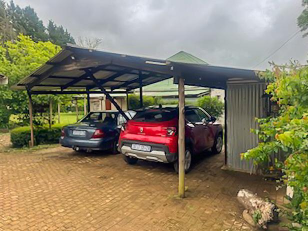4 Bedroom Property for Sale in Himeville KwaZulu-Natal