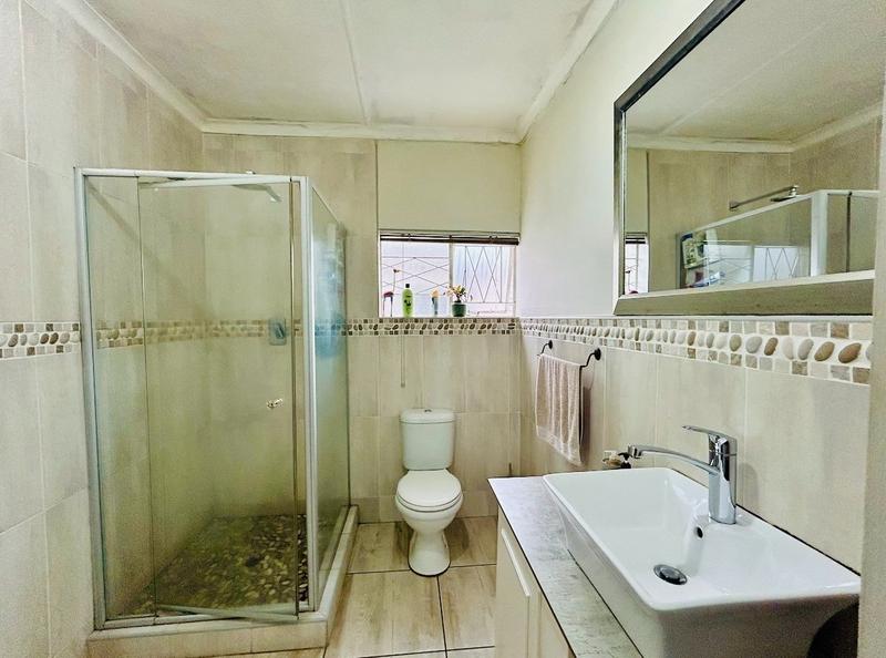 3 Bedroom Property for Sale in Scottsville KwaZulu-Natal