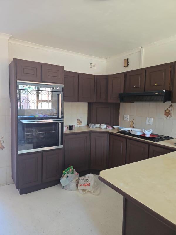 To Let 4 Bedroom Property for Rent in Dawncliffe KwaZulu-Natal