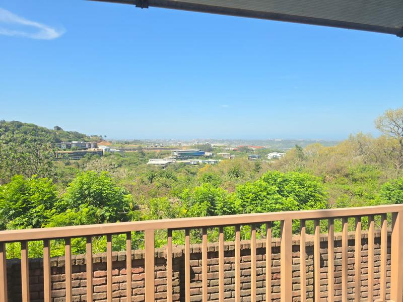To Let 4 Bedroom Property for Rent in Dawncliffe KwaZulu-Natal
