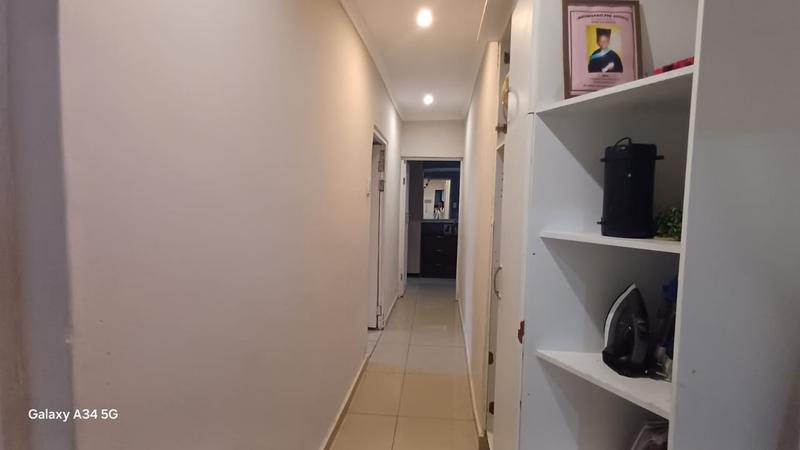 3 Bedroom Property for Sale in Regency Park KwaZulu-Natal